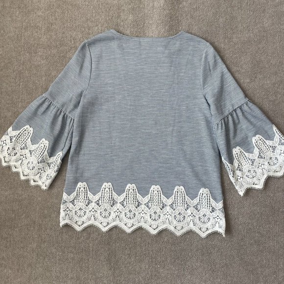 Chico's Shirt Womens 0 (Small) Blue White Striped Lace Bell Sleeves Hem Casual - Picture 8 of 8